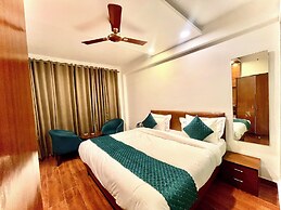 Hotel Roshie Mall Road Mussoorie