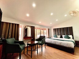 Hotel Roshie Mall Road Mussoorie