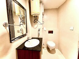 Hotel Roshie Mall Road Mussoorie