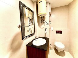 Hotel Roshie Mall Road Mussoorie