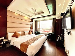Hotel Roshie Mall Road Mussoorie