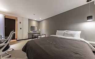 Songdo Yam Hotel