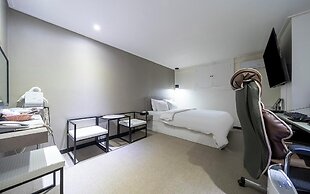 Songdo Yam Hotel