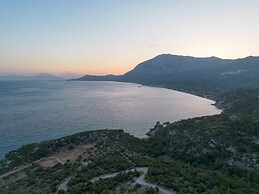 Mantilada Villa With Private Pool by the Sea