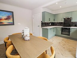37 Berry Hill Lane