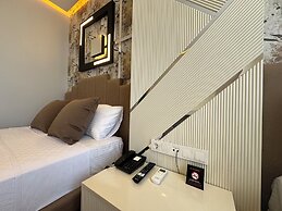 Fourpoints Airport Hotel