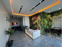 Fourpoints Airport Hotel