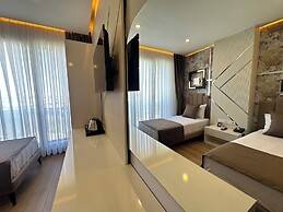 Fourpoints Airport Hotel