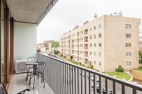 Liiiving - Warm Vintage Apartment