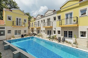 Hotel Subra Atrium