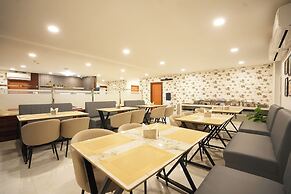 Elite Hotel HITECH