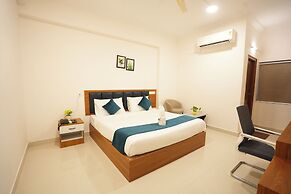 Elite Hotel HITECH