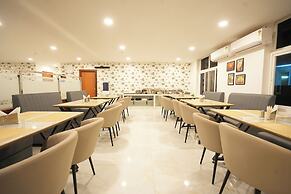 Elite Hotel HITECH