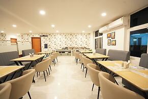 Elite Hotel HITECH