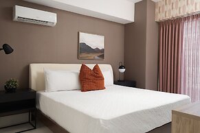 Shalom Residences By YellowKey