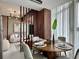 Shalom Residences By YellowKey