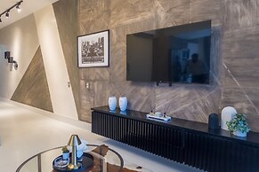 Shalom Residences By YellowKey