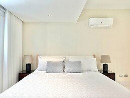 Shalom Residences By YellowKey