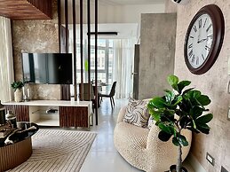 Shalom Residences By YellowKey