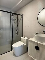 Shalom Residences By YellowKey