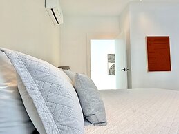 Shalom Residences By YellowKey