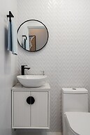 Shalom Residences By YellowKey