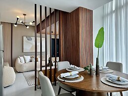 Shalom Residences By YellowKey