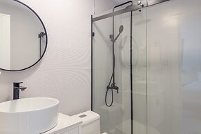 Shalom Residences By YellowKey
