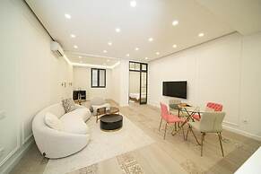Luxury 2BR apartment in the center