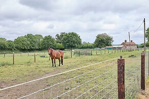 Host Stay Granary Barn