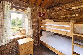 Host Stay Granary Barn
