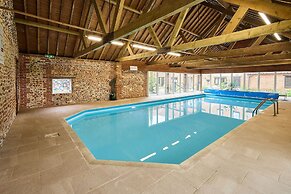 Host Stay Granary Barn