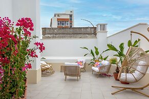 Guest House Jacarandá Faro