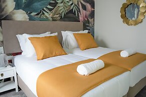 Guest House Jacarandá Faro