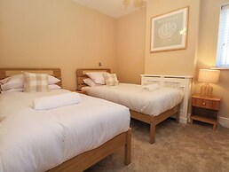 Meadow Manor And Spa