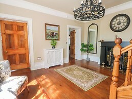 Meadow Manor And Spa