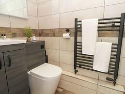 Meadow Manor And Spa