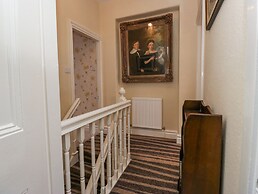 14 Castle Garth