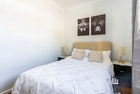3BR Retro Escape ICC & Darling Harbour