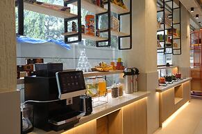 Indie Stays Nesco Goregaon