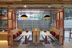 Indie Stays Nesco Goregaon