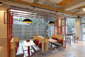 Indie Stays Nesco Goregaon