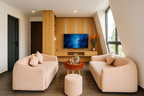 Amory Dalat Hotel