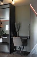 Suite with Sauna & Jacuzzi in Kamppi