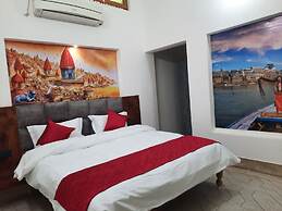 Geetatri Luxury Homestay