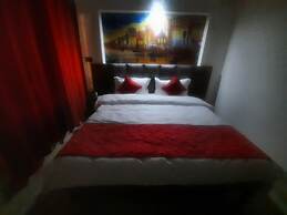 Geetatri Luxury Homestay