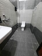 Geetatri Luxury Homestay