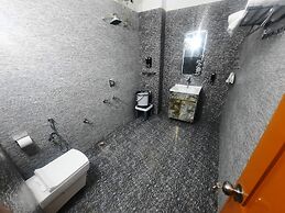 Geetatri Luxury Homestay