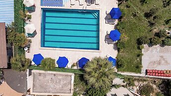KURTI Hotel