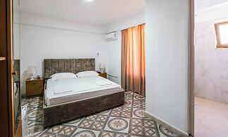 KURTI Hotel
